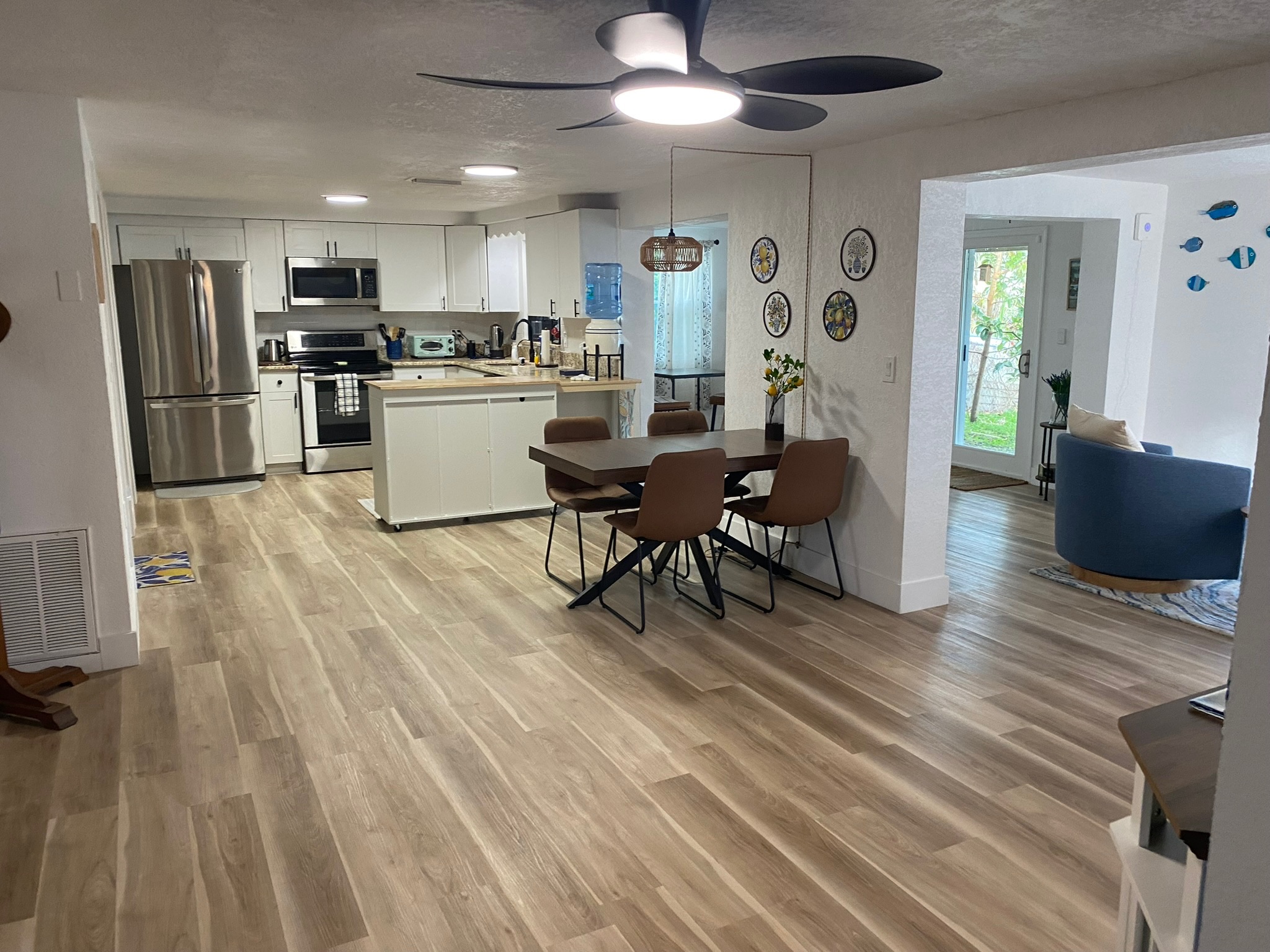 Open kitchen and dining area